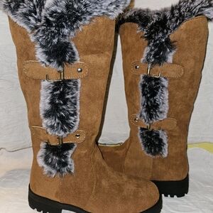 Women's Faux Fur Trim Winter Boots